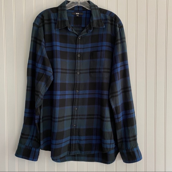 Uniqlo Other - Uniqlo MEN’S plaid flannel shirt SIZED MEDIUM